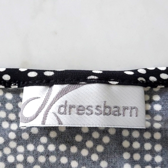 DRESS BARN Women's Top Black & White Design With Front Sash & Silver Ring XL - Picture 3 of 10